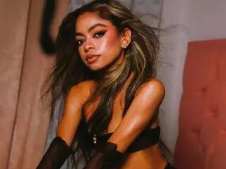 Livejasmin.com pussy MadisonKimM